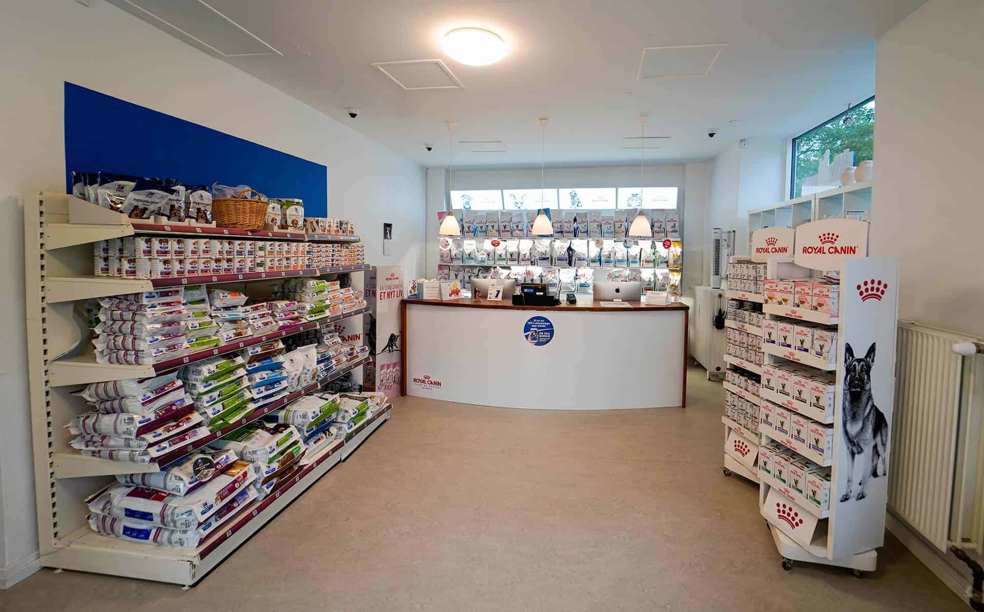 Lindevang Dyrekliniks reception/kasse.